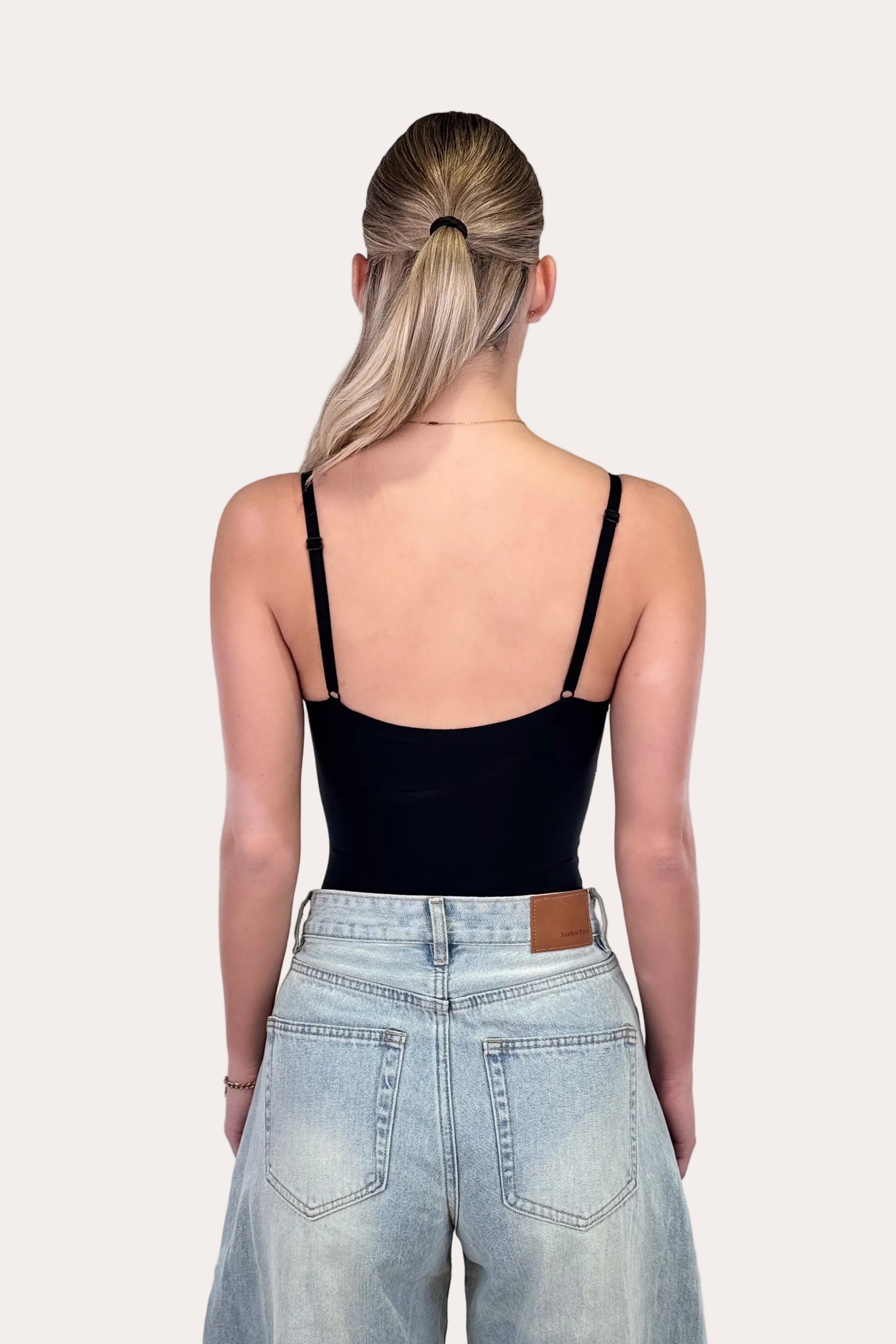 Anne & Rose | V-neck Body