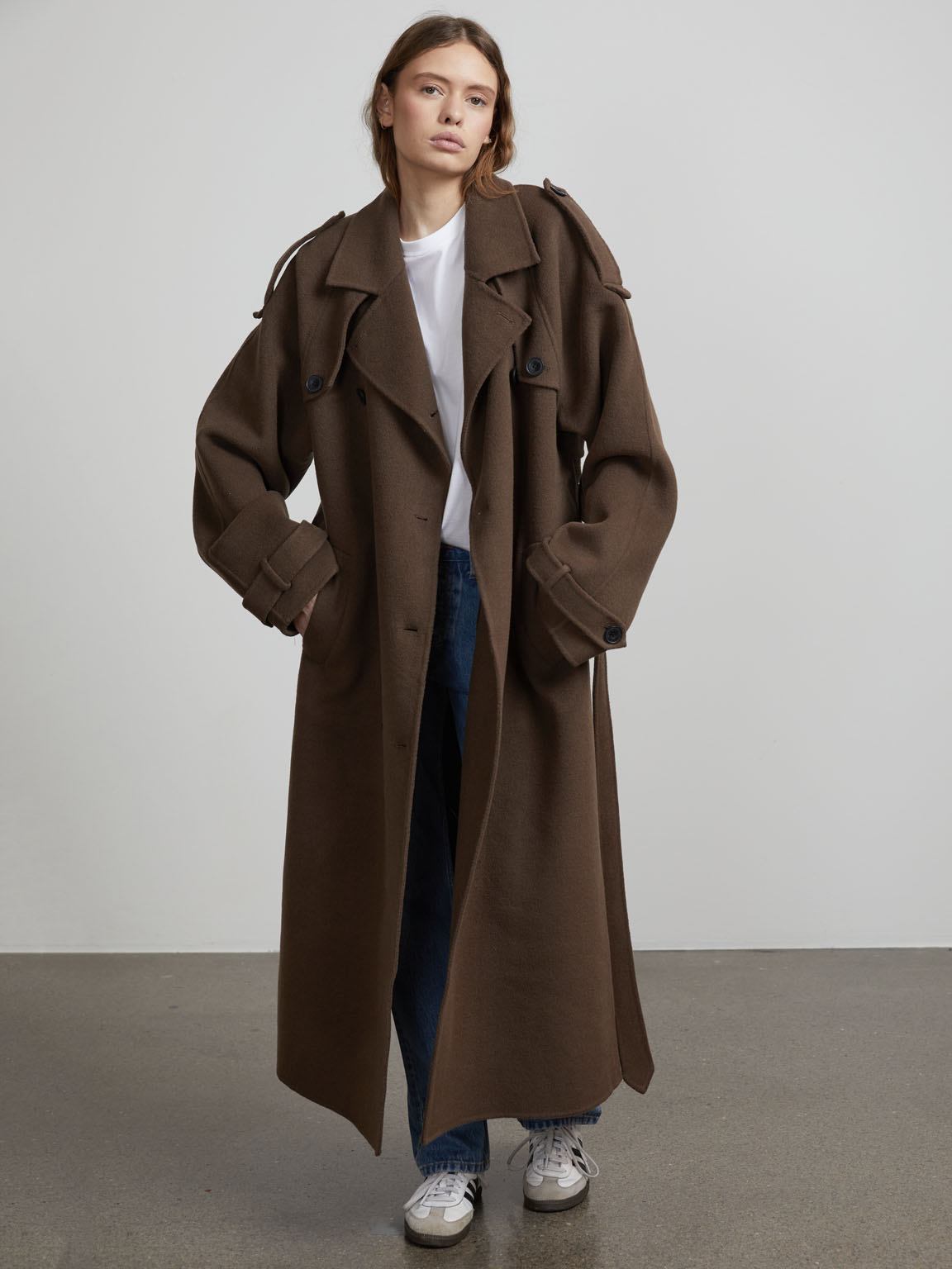 Annie Trenchcoat